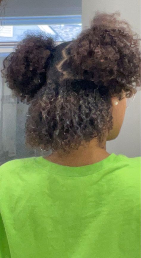 Natural Puffy Hairstyles, Natural Goddess Braids Hairstyles Short, 4 Puffs Hairstyle, Natural 4c Styles, Hair Styles With Natural Hair Black, Pretty Hairstyles Natural Hair, Half Up Half Down Hairstyles Natural, Half Up Half Down Hair 4c, Natural Hair Styles No Gel