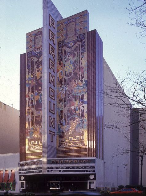 Art Deco Buildings Architecture, Theater Exterior, Art Deco Exterior, Art Deco Theater, Sweet California, Art Deco Industrial, Paramount Theater, Group Of Seven, Tall Buildings