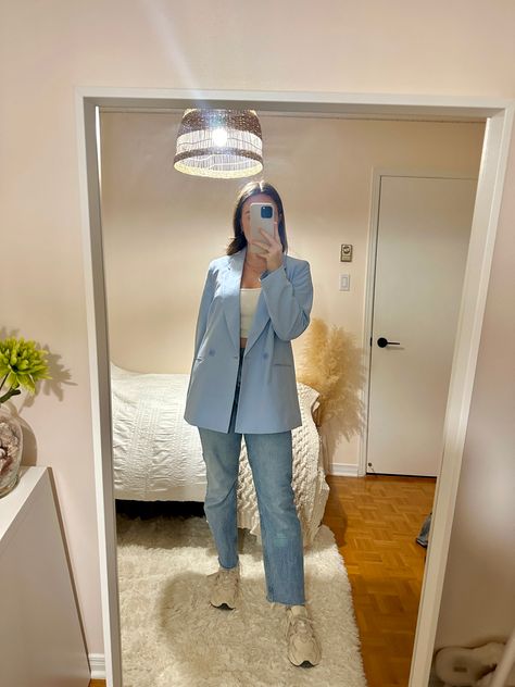 #blazer #blue #jeans #outfits #look Outfit Blazer Bleu, Baby Blue Blazer Outfits For Women, Light Blue Blazer Outfits For Women Work, Blazer Blue Outfit, Blue Blazer Outfit Women, Baby Blue Blazer Outfit, Light Blue Blazer Outfits For Women, Light Blue Jacket Outfit, Light Blue Blazer Outfit