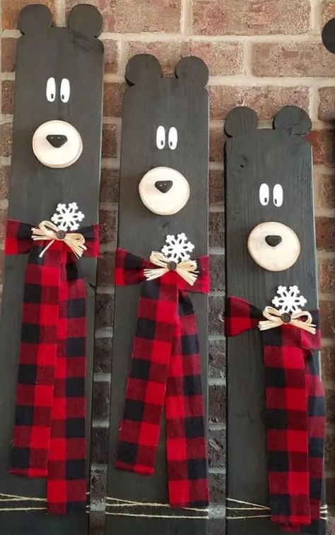 100+ Easy and Creative DIY Recycled Christmas Decorations - Holidappy February Decorations Diy, Crafts For Outdoor Decor, Diy Wall Signs Wood, Wood Craft Show Ideas, Crafts With Ribbon Ideas, Spring Wood Craft Ideas, Christmas Outside Decorations Diy, Fan Blade Christmas Crafts, Easy Wood Burning Patterns