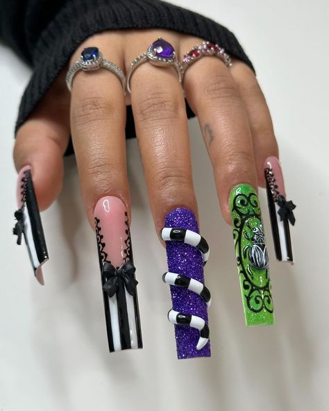 Paznokcie Hello Kitty, Horror Nails, Nail Art Halloween, Holloween Nails, Halloween Acrylic Nails, Unique Acrylic Nails, Halloween Nail Designs, Nagel Inspo, Halloween Nail