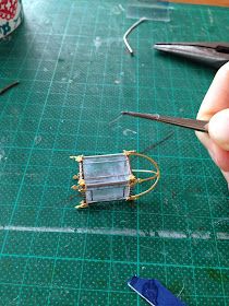 Architecture of Tiny Distinction: Making a Tiny Victorian Hall Lantern Plate Architecture, Miniature Lamps, Miniature Lights, Lighting Tutorial, Victorian Hall, Houses Interior, Dollhouse Lighting, Dollhouse Tutorials, Dollhouse Miniature Tutorials