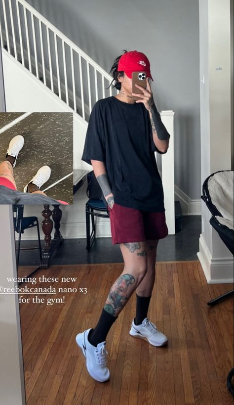 Masc Fem Summer Outfits, Lesbian Workout Outfits, Masc Lesbian Shorts Outfit, Masc Outfits With Shorts, Masc Workout Outfit, Masc Athletic Outfits, Jock Outfits Girl, Masc Summer Outfits Shorts, Summer Outfits Masc Women