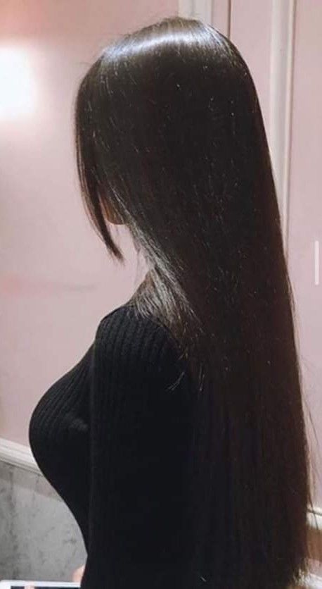 Long Black Hair Straight, Black Silky Hair, Pretty Long Hair, Hairstyle Black Hair, Long Straight Black Hair, Bow Cupcakes, Pin Straight Hair, Hair Stayl, Long Shiny Hair