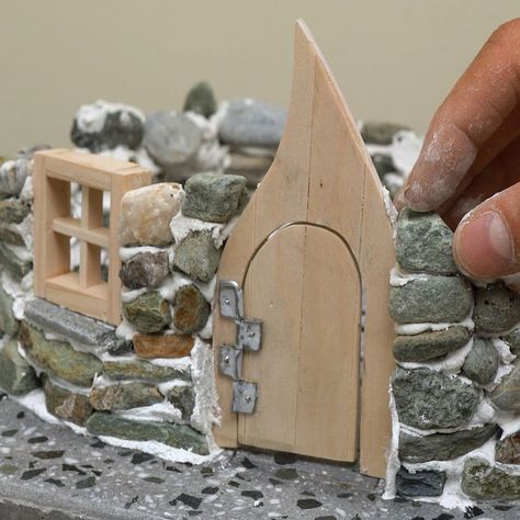 Diy Stone Cottage, Fairy Houses Aesthetic, Concrete Fairy House Diy, Building A Cottage, Rock Building, Decoration Creche, Fairy House Crafts, Fairy Tree Houses, Fairy House Diy