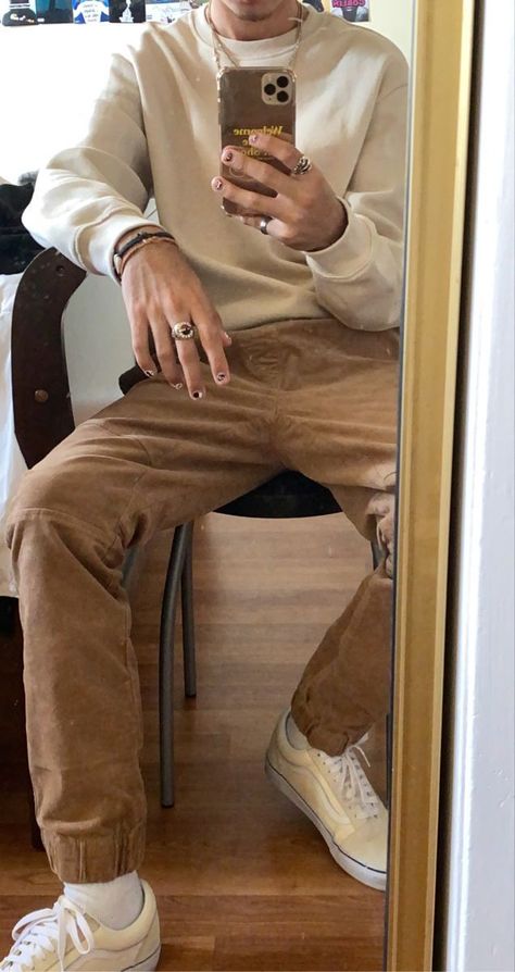 Corduroy Aesthetic Men, Corduroyed Pants Outfits, Light Brown Men Outfit, Brown Corduroy Outfit Men, Corduroy Pants Outfit Mens Streetwear, Styling Brown Pants Men, Style Brown Pants Man, Brown Cream Outfit Men, Light Brown Corduroy Pants Outfit Men