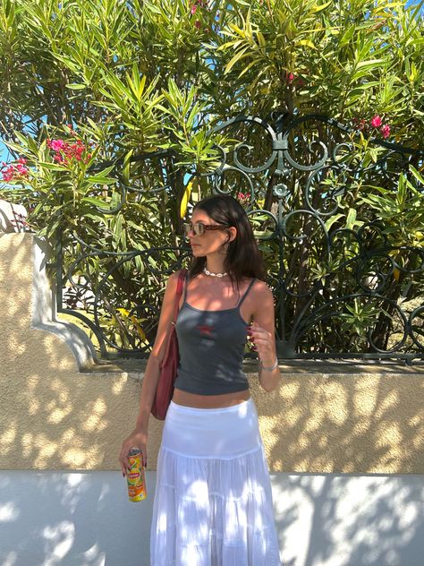 Maxi Skirt And Tank Top Outfit, White Skirt And Tank Top Outfit, Long Skirt Tank Top Outfits, Tank Top And Skirt Outfit Aesthetic, Long Skirt Tank Top Summer Outfits, Maxi Skirt With Tank Top, Cute Outfit With Long Skirt, Skirt Outfits Vacation, Tank Top Long Skirt