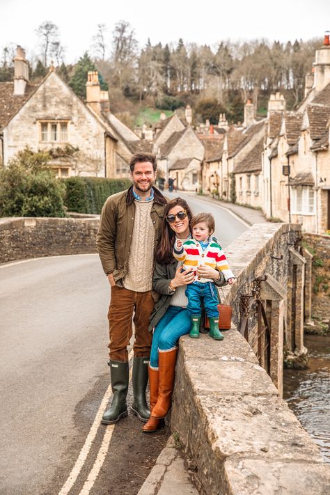 Castle Combe England, England Bucket List, England Castle, Travel Montenegro, Country Couture, Apple Picking Outfit, Sarah Vickers, Castle Combe, Classy Girls Wear Pearls