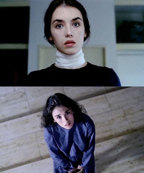 Possession 1981, Isabelle Adjani, David Lee, Light Film, Scary Halloween Costumes, Film Inspiration, French Actress, Film Aesthetic, Film Stills