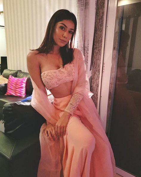 Santoshi Shetty, Lehenga Ideas, Style Instagram, Dresses Style, Media Post, Indian Wear, Night In, Lehenga, Insta Fashion