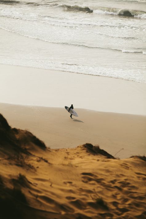 Surf Lifestyle Photography, Canary Islands Aesthetic, Lanzarote Aesthetic, Surf Pictures, Canarian Islands, Surf Travel, Volcanic Island, Surf Aesthetic, Surf Spots