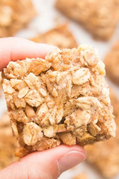 Apple Granola Bars, Diy Granola Bars, Apple Pie Granola, Bar Bites, Healthy Apple Pie, Granola Bites, Cinnamon Granola, Healthy Granola, Healthy Granola Bars