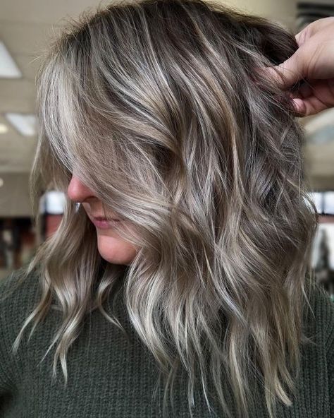 Transition to Gray with Warm and Cool Balayage Transitioning To Gray Hair, Grey Balayage, Natural White Hair, Grey Brown Hair, Dark Grey Hair, Grey Hair Care, Gray Balayage, Grey Hair Transformation, Grey Hair Dye