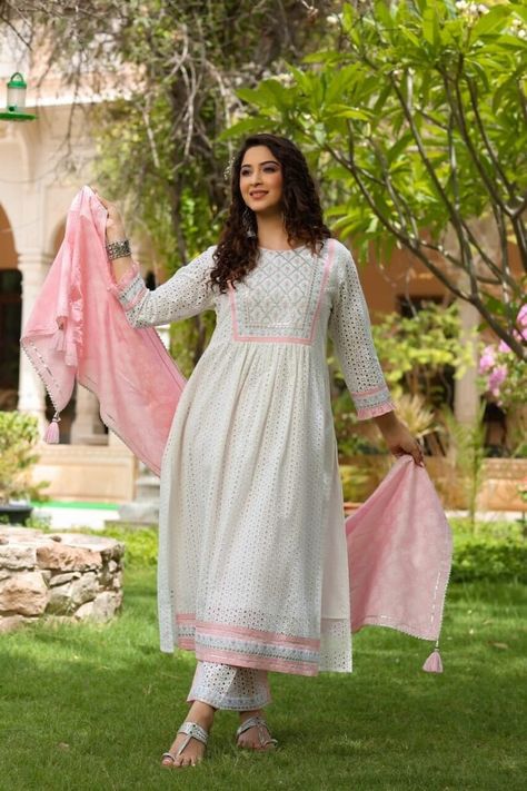 Nyra Cut Kurti, Nyra Cut, Bollywood Women, Kurti Pant With Dupatta, Dupatta Dress, Kurti With Palazzo, Pakistan Dress, Gota Work, Cotton Kurti Designs