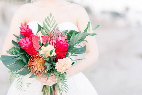 30 Colorful Wedding Bouquets That Are Super Cheerful -  tropical wedding bouquet idea {Vibe Florals} Tropical Flowers Bouquet, Beach Bouquet, Tropical Wedding Bouquets, Colorful Wedding Bouquet, Sunflower Wedding Bouquet, Cancun Wedding, Wedding Flowers Summer, Spring Bouquet, Colorful Wedding