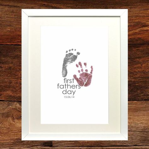 Fathers Day Gifts Ideas From Newborn, Diy 1st Fathers Day Gifts From Baby, First Father Days Gift, Diy Baby Fathers Day Gift, 1st Fathers Day Crafts For Babies, 1st Fathers Day Gift Ideas Diy, 1st Fathers Day Gift Ideas From Baby, Diy First Fathers Day Gifts From Baby, Newborn Fathers Day Gift