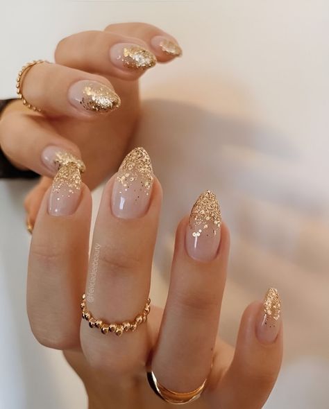 30 Elegant Nails Perfect For Any Occasion Gel Nail For Wedding, Elegant Golden Nails, Bride Gold Nails, Nail Art Design For Wedding, Gold And White Bridal Nails, Gold Tip Nails Almond, Glitter Gold Tip Nails, Gold Tip Manicure, Gold With Silver Nails