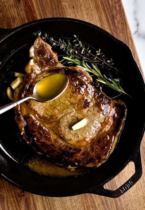 How to Cook Steak in a Pan (Perfect Recipe) - CucinaByElena Tbone Steak In Oven, T Bone Steak Recipe, Cooking T Bone Steak, Steak Recipes Pan, Tbone Steak Recipe, Tbone Steak, Ways To Cook Steak, Steak In Oven, Cook Steak