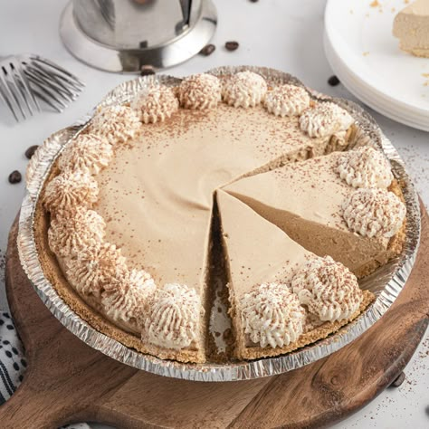 Irish Coffee Pie Irish Cream Pie, Belfast Food, Irish Pie, Irish Dessert, Cookbook Inspiration, Irish Dessert Recipes, Irish Desserts Traditional, Coffee Pie, Caramel Sauce Recipe