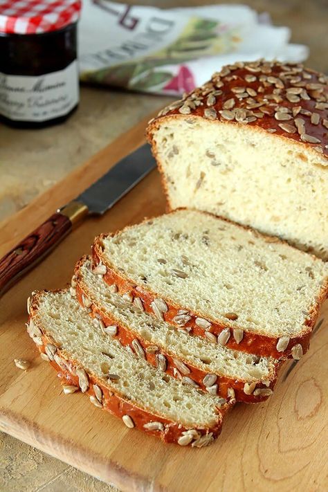 Easy sunflower seed bread. Jo Cooks Recipes, Homemade Bread Flavors, Sunflower Bread Recipe, Sunflower Seed Bread Recipe, Sunflower Bread, Sunflower Seed Recipes, Sunflower Seed Bread, Bread With Honey, Seeded Bread Recipes