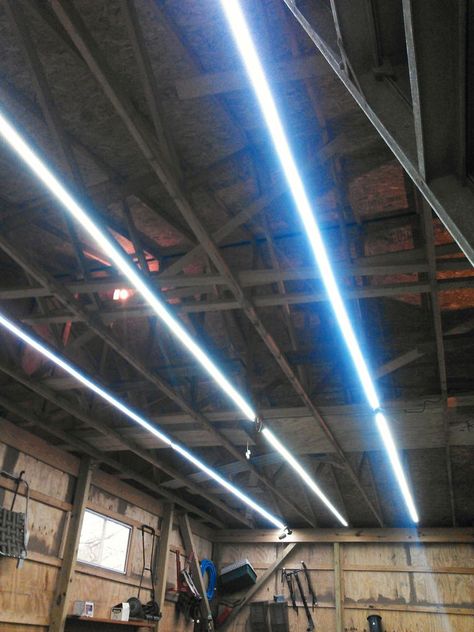 Garage Lighting Ideas, Garage Light Fixtures, Garage Lights, Workshop Diy, Led Garage Lights, Deco Led, Cool Garages, Led Decoration, Modern Garage