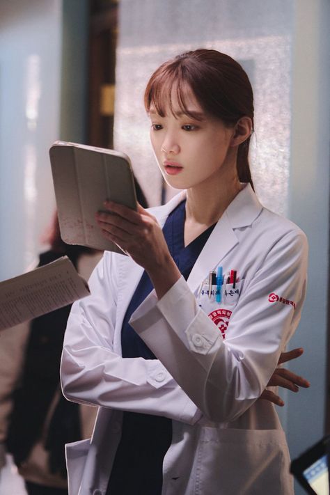 Lee Sung Kyung Doctors, Romantic Doctor Teacher Kim, Dr. Romantic, Doctor Quotes, Medical School Life, Medical Pictures, Medical Student Motivation, Medical Wallpaper, Lee Sung Kyung