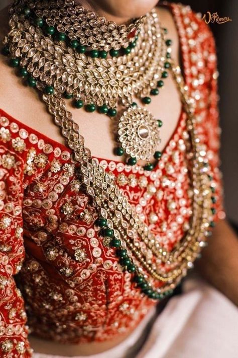 Where to Rent or Buy Artificial Bridal Jewellery in Delhi?? Wedding Jewelry Sets Bridal Jewellery, Bridal Jewelry Sets Brides, Pengantin India, Kundan Jewellery Bridal, Cloth Jewelry, Bridal Jewelery, Perhiasan India, Jewelry Styling, Indian Bridal Jewelry Sets