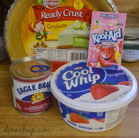 Kool Aid Pie, Kool Aid Pie Recipe, Pie With Cream Cheese, Easy Pies, Grape Kool Aid, Cool Whip Pies, Jello Pie, Cool Whip Desserts, Lemon Icebox Pie