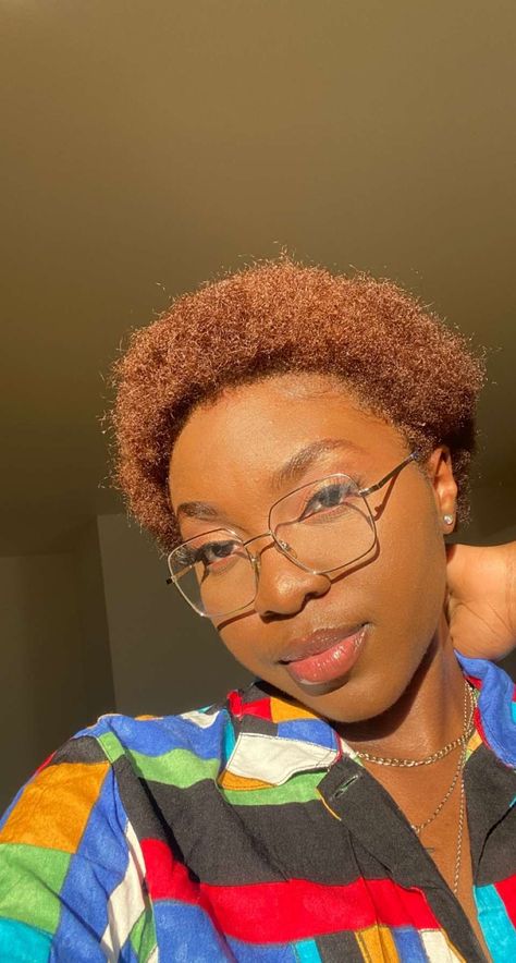 Soo Stunning Afro Hair Ideas for Women Short Dyed Hair Black Women 4c, Brown Afro Hair Color 4c, Twa 4c Hair, Short Coloured Hair, Afro Hair Dye, Afro Hair Color, Dark Ginger Hair, Dark Ginger, Big Chop Natural Hair