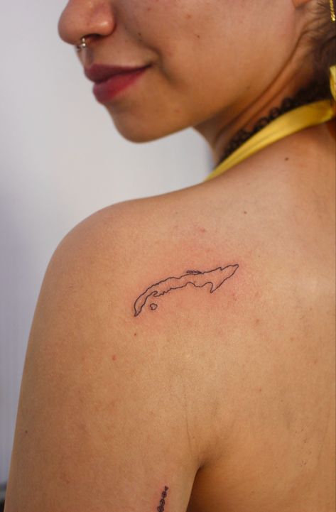 #tattoo #tattooideas #tattooart #cuba #cuban Cuba Island Tattoo, Cuba Inspired Tattoo, Cuban Tattoos For Women, Cuba Tattoo Ideas, Dominican Tattoo Ideas, Cuban Tattoos, Cuba Tattoo, Cuba Island, Island Tattoo