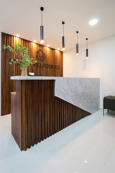 Reception Design Interior, Modern Office Reception Design, Receptionist Area, Receptionist Design, Modern Reception Desk Design, Office Counter Design, Modern Office Reception, Reception Area Design, Office Reception Area