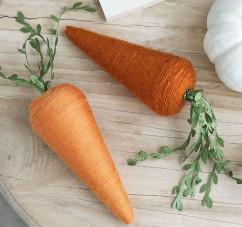 How to make a carrot with a Styrofoam cone Making Carrots Craft, Jute Carrots Diy, How To Make Carrots For Decorations, Diy Carrots Decor, Carrot Easter Decor, Diy Carrots For Easter, Styrofoam Cone Crafts, Diy Easter Carrots, Easter Carrots Decoration