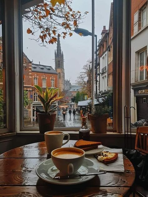 Bookstore Cafe, Rainy Day Aesthetic, Cafe Bistro, Autumn Magic, Cozy Cafe, Shop Decor, Autumn Scenery, Window View, Tea Art