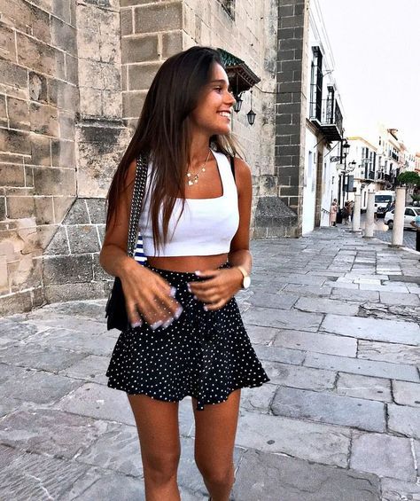 tags: outfit inspo , summer outfits , summer fits , cute summer outfits , teen outfit ideas Rok Mini, Teenage Outfits, Summer Outfits For Teens, Spring Break Outfit, Summer Trends Outfits, Summer Vacation Outfits, Populaire Outfits, Outfit Jeans, Trendy Summer Outfits