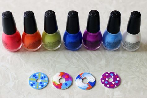 Washer Crafts, Washer Necklaces, Sharpie Tie Dye, Teen Nails, Washer Jewelry, Nail Polish Crafts, Diy Crafts For Teens, How To Tie Dye, Craft Activity