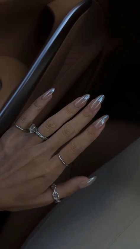 Hailey Same Nails Glazed donut Tutorials Oval Glazed Nails, Glazed Donut Nails Silver, Glazed Nails Hailey, Clear Almond Nails, Hailey Nails, Nails Glazed Donut, Glazed Nails, Ombre French Nails, Donut Nails