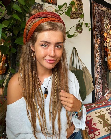 Style Boheme, Partial Dreads, Rasta Hair, Dreadlocks Girl, Blonde Dreads, Boho Chic Clothing, Dreads Girl, Estilo Hippy, Mode Hippie