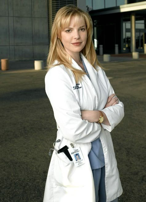 Dr. Stevens Izzie Greys Anatomy, Greys Anatomy Izzie, Izzie Stevens, Anatomy Images, Katherine Heigl, Meredith Grey, Scrubs Nursing, Grey's Anatomy, Greys Anatomy