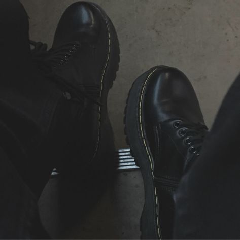 Black Boots Aesthetic Men, Doc Martens Aesthetic Men, Doc Martens Aesthetic Grunge, Dr Martens Aesthetic, Black Boots Aesthetic, Doc Martens Men, Lion Aesthetic, Doc Martens Aesthetic, Doc Martens Mens