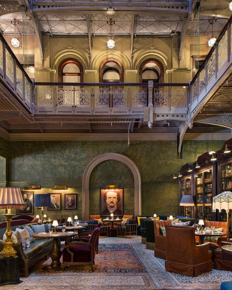 The Beekman by Martin Brudnizki Design Studio | Hotel interiors Beekman Hotel, World Trade Center Nyc, Nyc Hotels, New York Hotels, Beautiful Bars, Foyer Decorating, Restaurant New York, Bar Room, Hotel Interiors