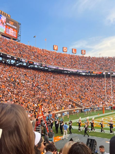 University of Tennessee - Knoxville #vols #collegefootball University Tennessee Knoxville, Knoxville Aesthetic, Univ Of Tennessee, Tennessee University, Ut Knoxville, University Of Tennessee Knoxville, University Of Tn, Tennessee Knoxville, Neyland Stadium