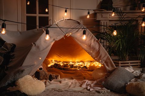 How to Host a Camping-Themed Party in Your Living Room - The Scott Brothers Indoor Camping, Tent Living, Camping Theme Party, Fun Indoor Activities, Circular Table, Lightbulbs, Indoor Activities For Kids, Indoor Fun, Peach Cobbler