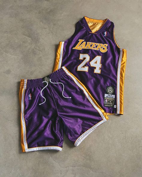 Basketball Dress, Basketball Kit, Street Style Outfits Casual, Nike Shoes Women Fashion, Basketball Uniforms Design, Sports Uniform, 2piece Outfits, Teen Swag Outfits, Cute Nike Outfits