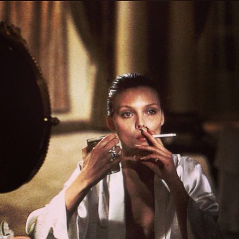 Scarface Michelle Phipher Michelle Pfeiffer Scarface, Scarface Quotes, Elvira Hancock, Ysl Muse, Money Power Glory, Hollywood Film, Cindy Kimberly, Michelle Pfeiffer, Old Money Aesthetic