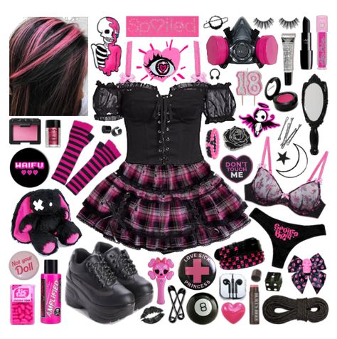 Pink Emo Outfits, Pink And Black Goth, Punk Pastel, Monster High Cosplay, Hot Pink Outfit, Monster High Draculaura, Goth Outfit Ideas, Monster High Clothes, Pink Goth