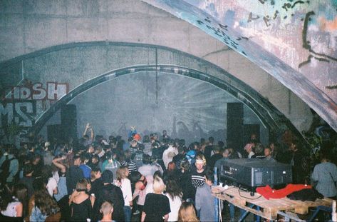 Underground Rave Aesthetic, Rave Pictures, 90s Rave Aesthetic, Underground Rave, Rave Aesthetic, Rave Scene, Under Bridge, Underground Club, 90s Rave