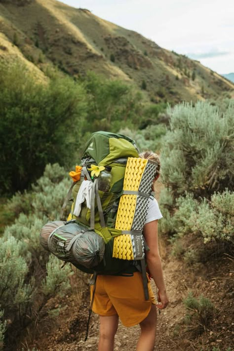 Backpacking Aesthetic, Backpacking Gear List, Camping Pad, Gear List, Backpacking Trip, Free Checklist, Thru Hiking, Backpacking Tips, Backpacking Gear