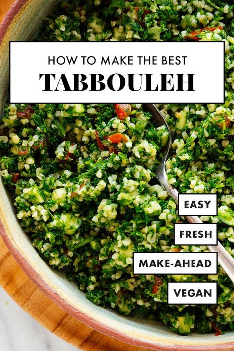 Learn how to make the BEST tabbouleh at home! This simple tabbouleh recipe calls for authentic ingredients and yields fresh and delicious tabbouleh salad. #tabbouleh #tabouli #lebanese #parsley #healthyrecipe #cookieandkate Arabisk Mat, Tabouli Recipe, Tabouli Salad, Tabbouleh Recipe, Bulgur Salad, Tabbouleh Salad, Mediterranean Diet Recipes, How To Cook Quinoa, Mediterranean Recipes