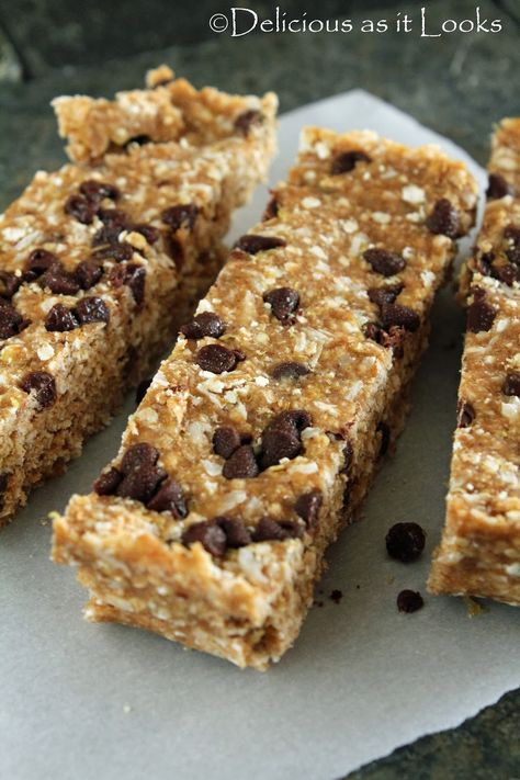 PB2 Quinoa Granola Bars {Gluten-Free, Dairy-Free, Vegan, Low-FODMAP}  /  Delicious as it Looks Banana Yogurt Muffins, Quinoa Granola Bars, Yoghurt Muffins, Pb2 Recipes, Quinoa Granola, Peanut Butter Powder, Powder Recipe, Low Fodmap Recipes, Fodmap Recipes