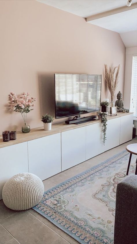 60 Cool IKEA Metod Hacks For Your Home - DigsDigs Scandi Tv Wall, Besta Tv, Living Room Scandinavian, Scandinavian Living, Home Design Living Room, Mudroom Bench, Decor Home Living Room, Couch Furniture, Ikea Hacks